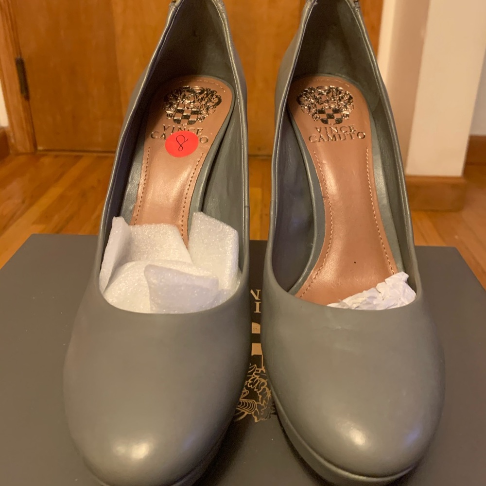 Vince Camuto Grey Patent Zipper Back Heel